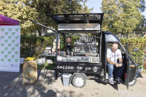 Wunderbar cremiger Fairtrade-Kaffee vom Espresso-Mobil.